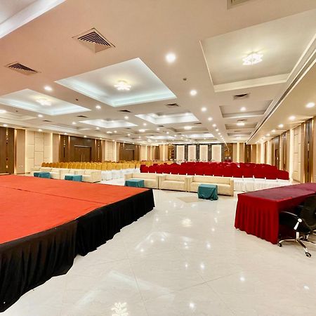The Elite Lucknow Convention Hotel Eksteriør billede
