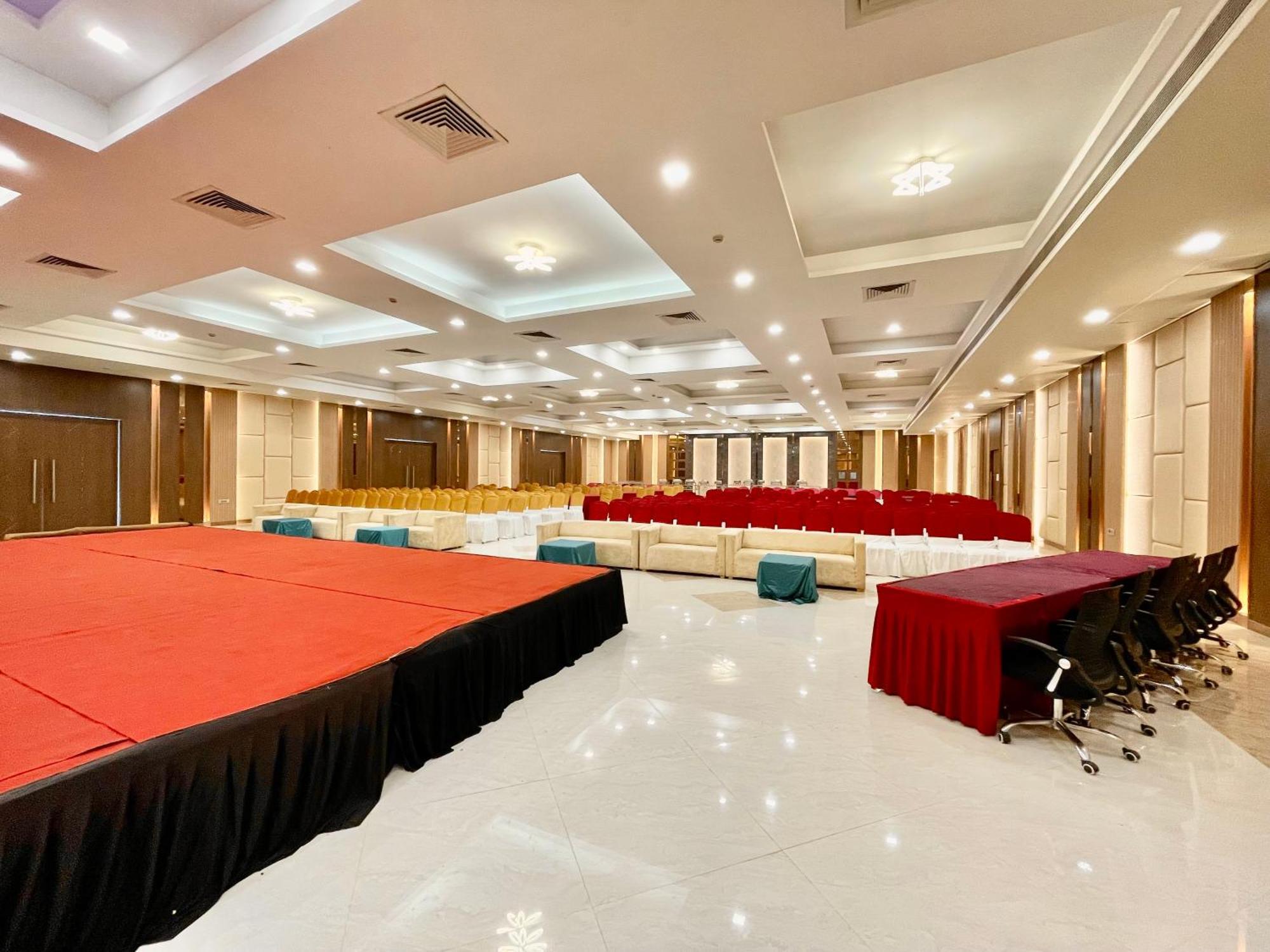 The Elite Lucknow Convention Hotel Eksteriør billede