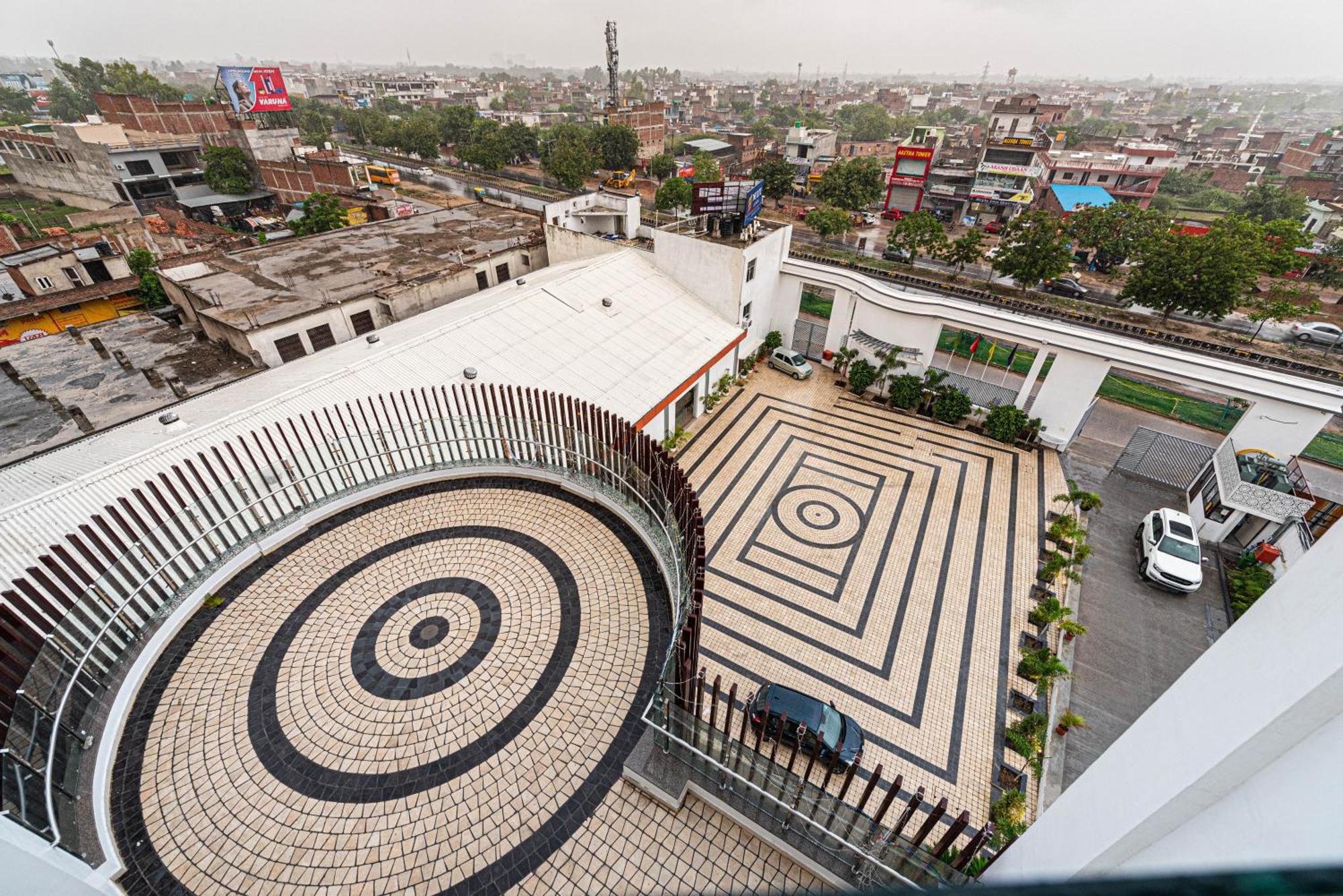 The Elite Lucknow Convention Hotel Eksteriør billede